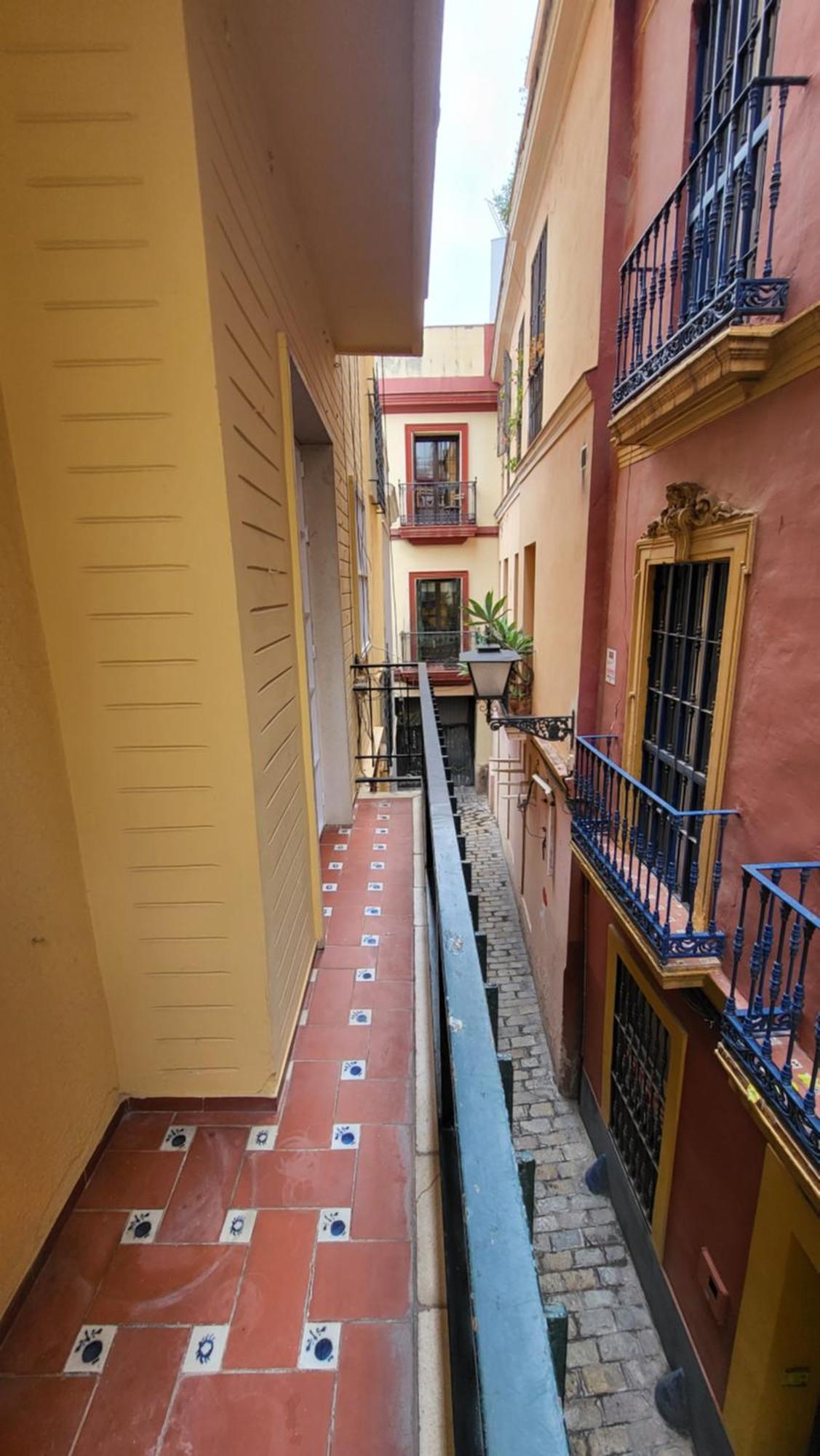 Rentalsevilla En La Plaza Del Salvador Séville
